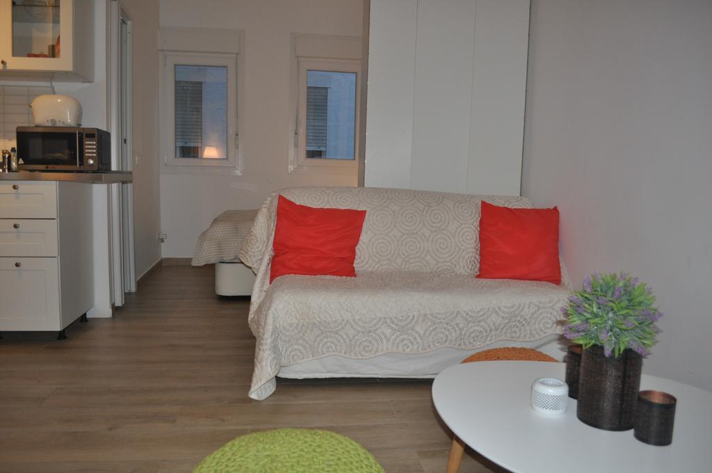 Ronda De Segovia Apartment Madrid Ngoại thất bức ảnh