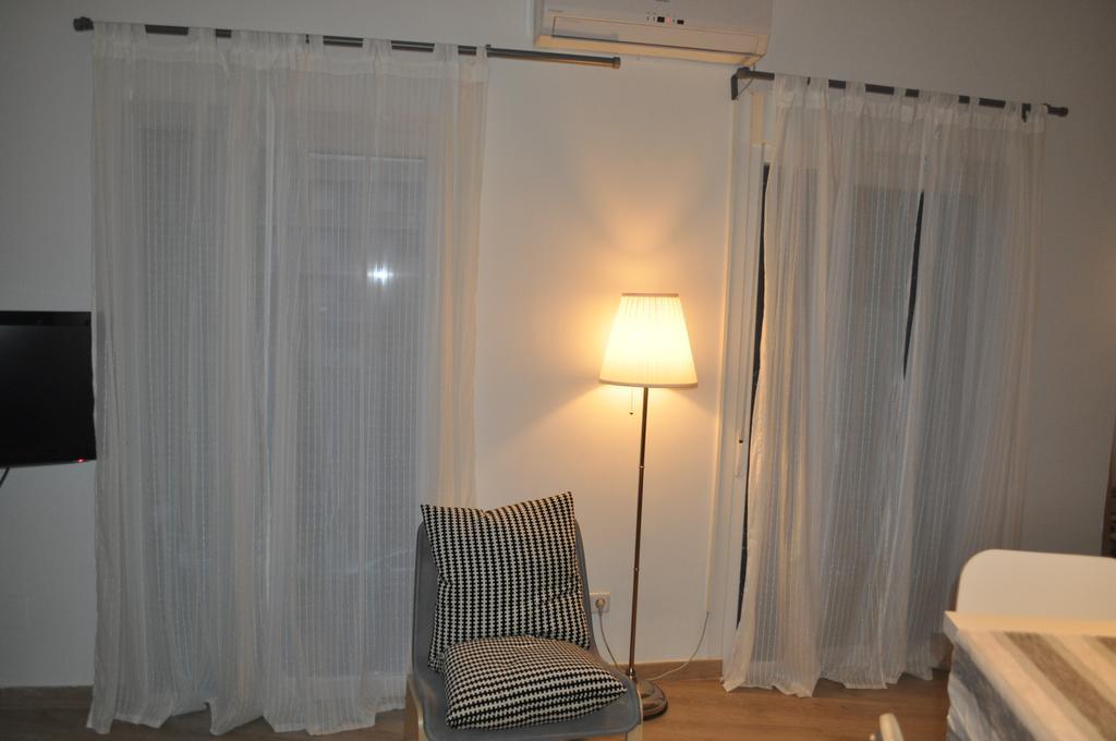 Ronda De Segovia Apartment Madrid Ngoại thất bức ảnh