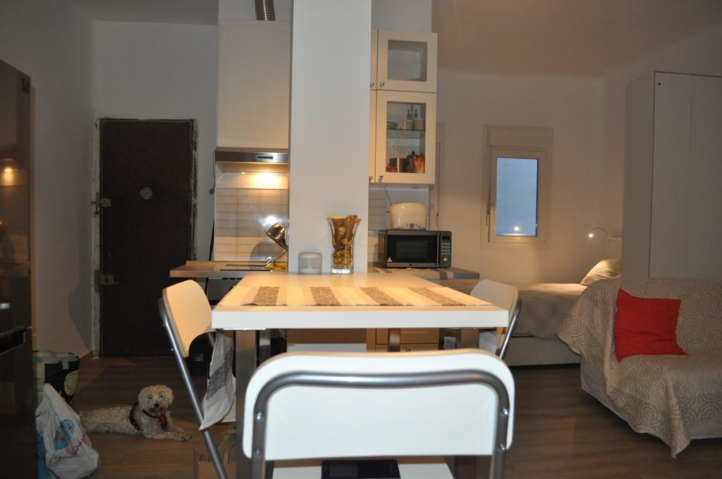 Ronda De Segovia Apartment Madrid Ngoại thất bức ảnh